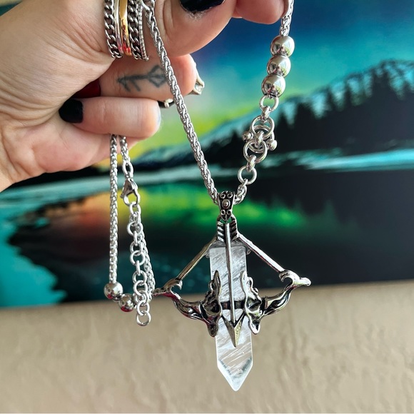 Handmade stainless steel maille link chain & crystal quartz bow & arrow charm - Picture 2 of 10